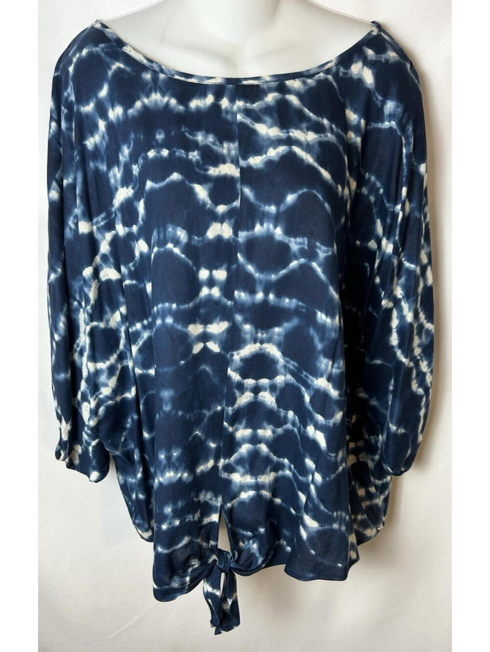 oSo Casuals Tie Dye  Tie Front 3/4 Sleeve Top - Size XL